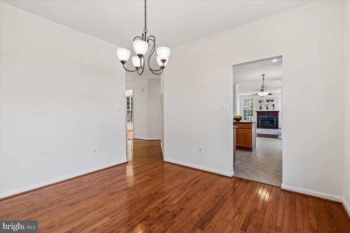 2105 Walking Crest Court photo 14