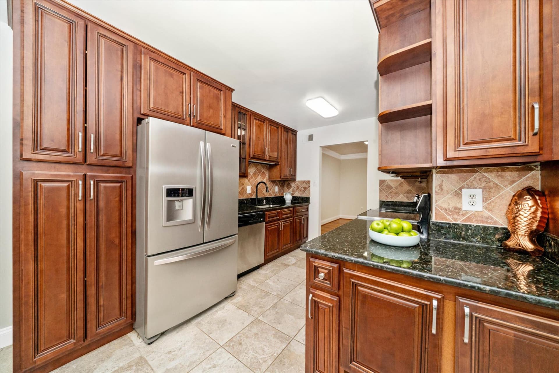 15204 Aylesbury Street photo 6