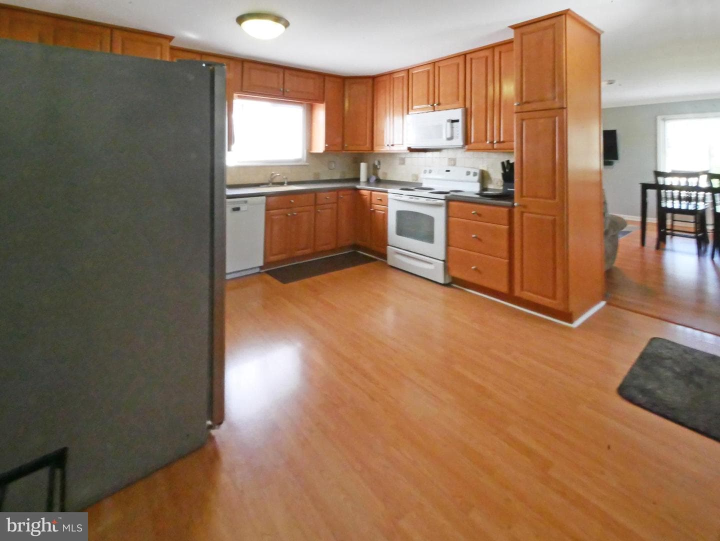 38 Steven Court #212 photo 6