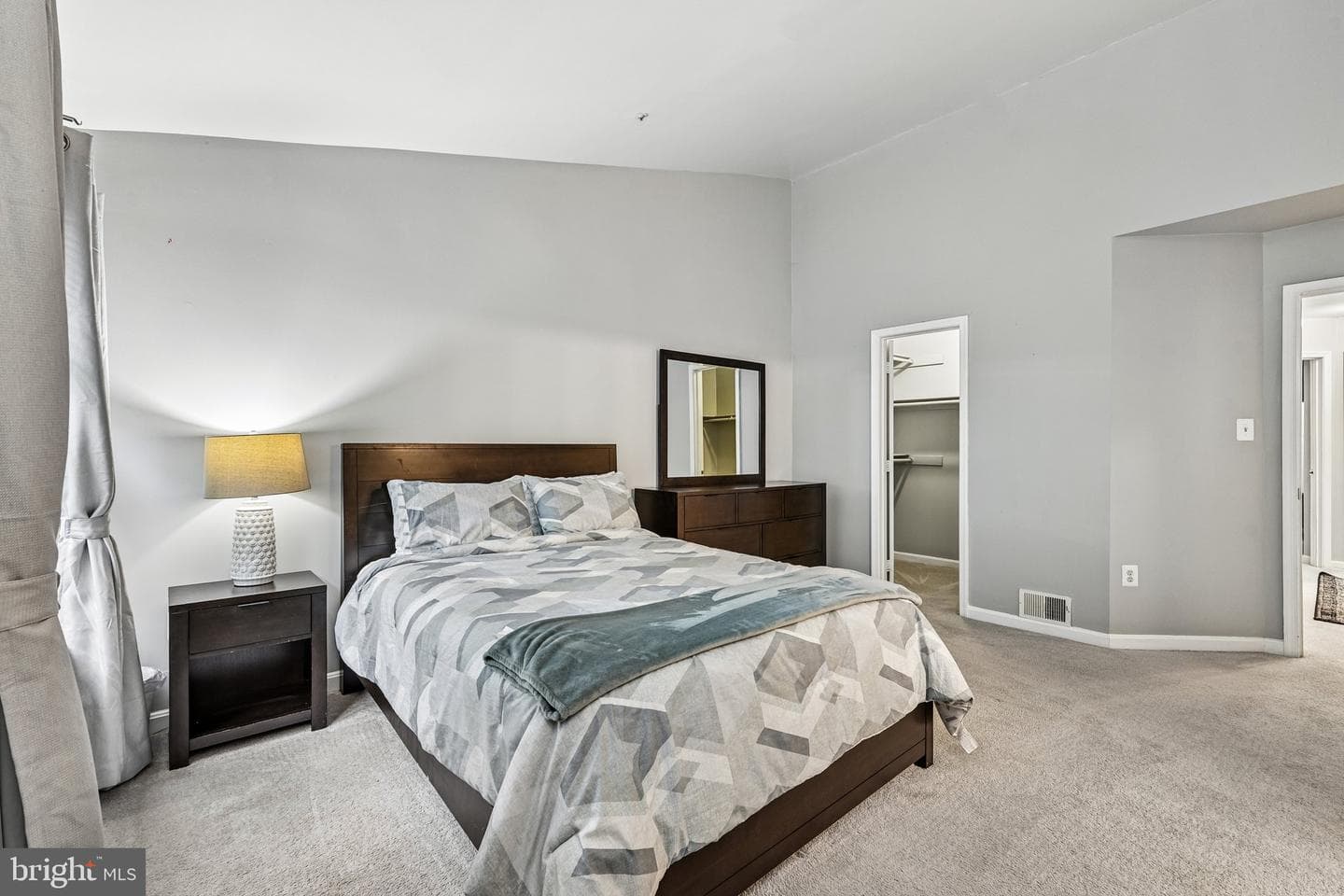 210 Twelve Oaks Drive photo 16