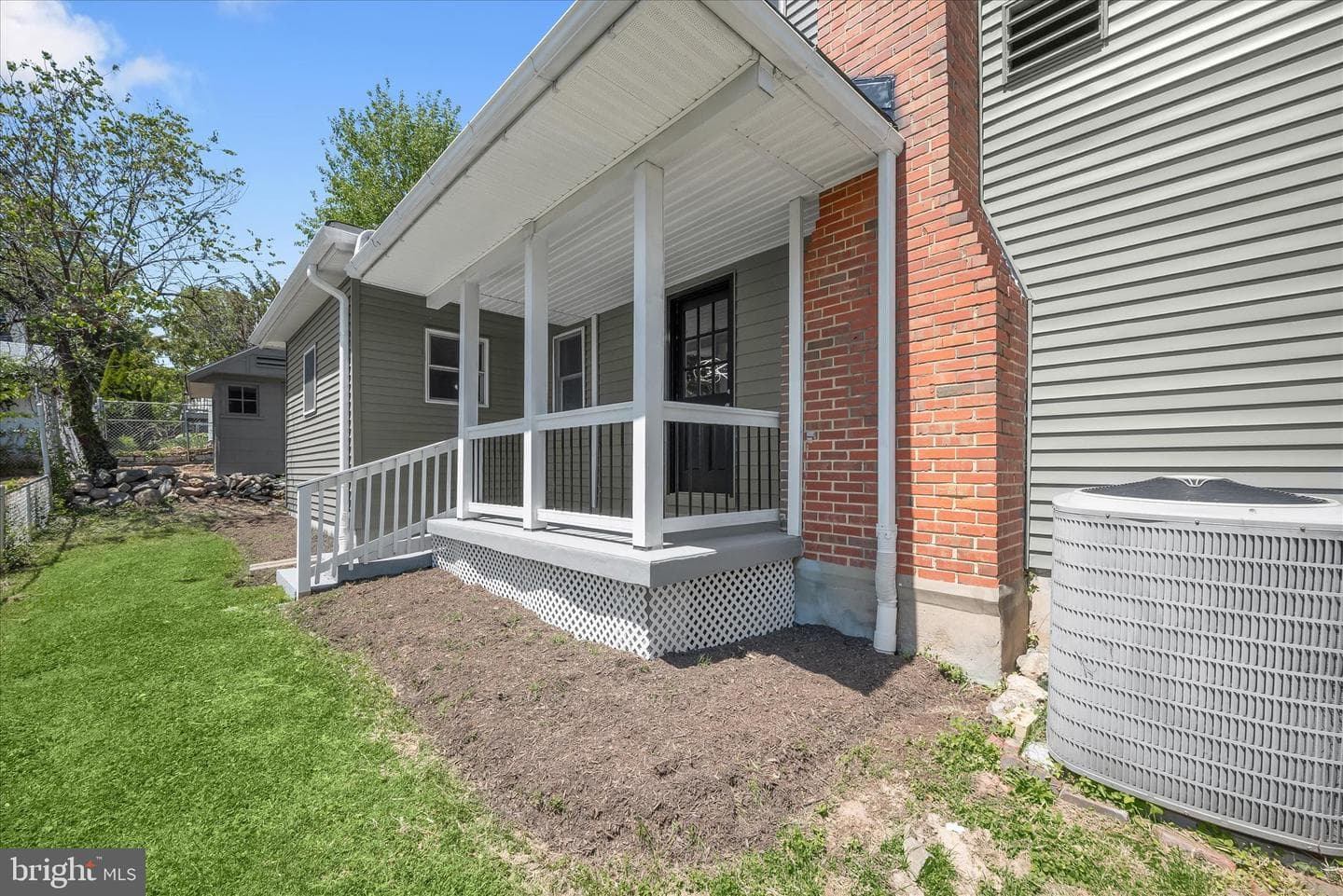 10128 Hereford Place photo 52