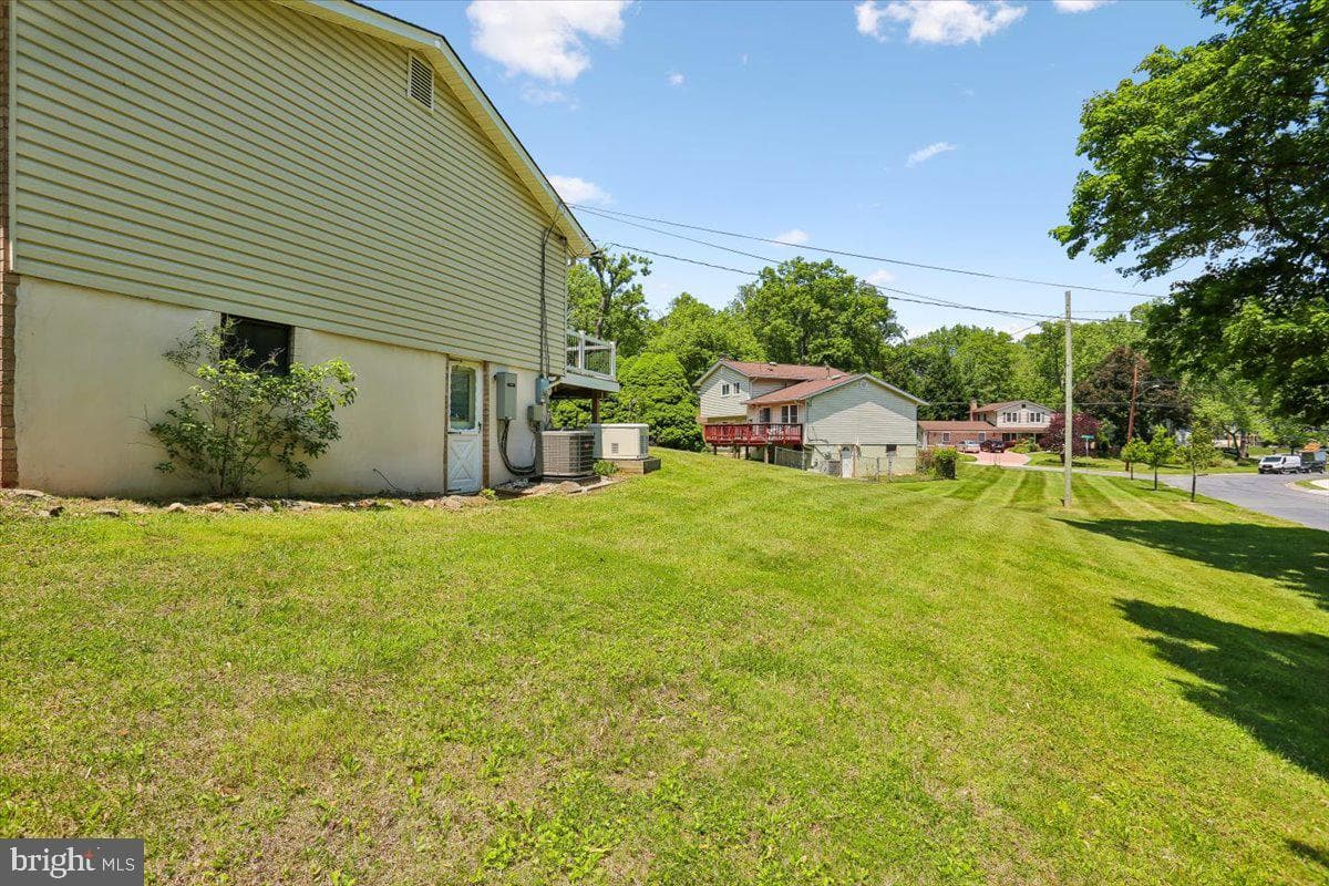 5401 Amberwood Lane photo 101