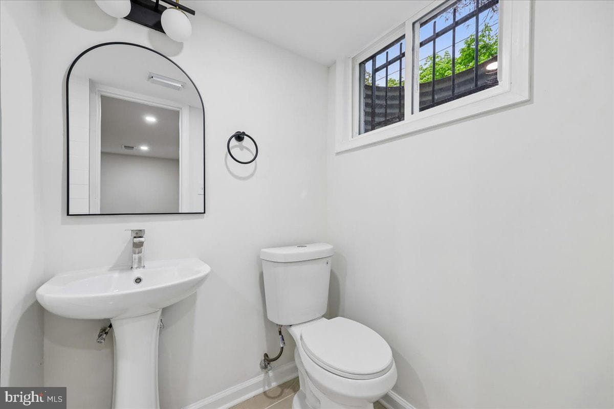 1105 Lamberton Drive photo 43