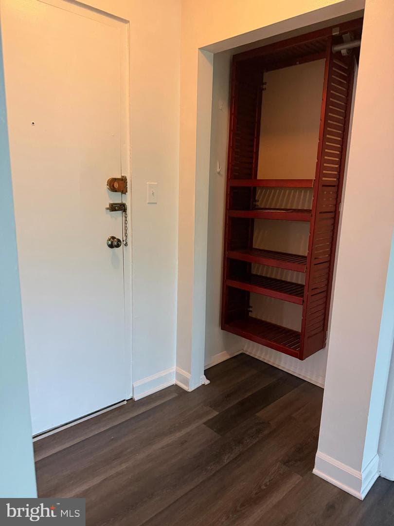 11923 Parklawn Drive #304 photo 9