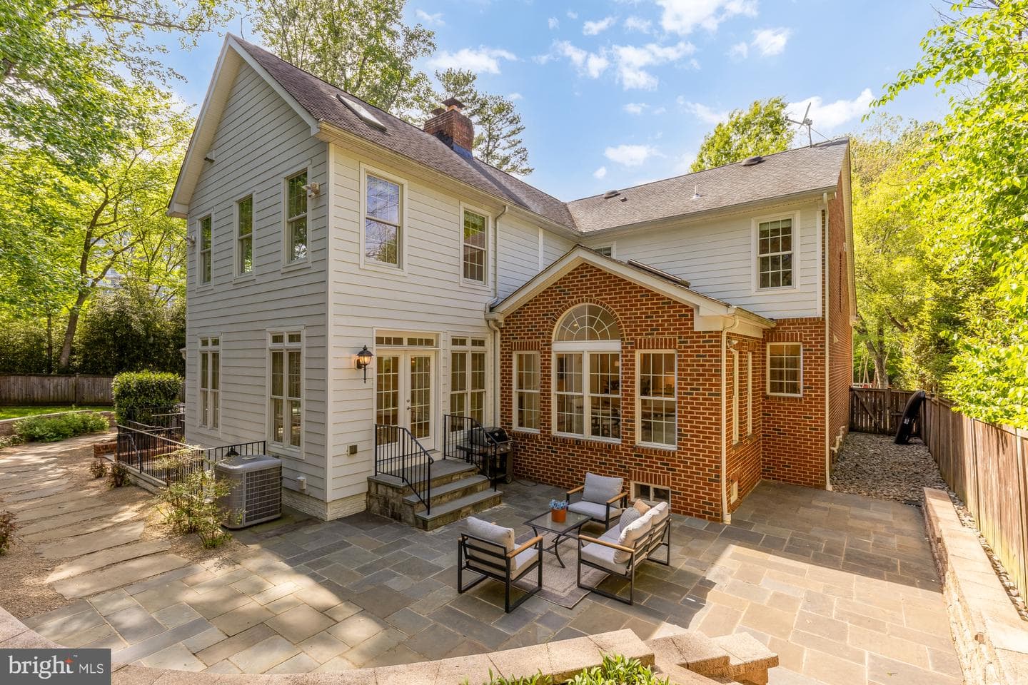 5501 Montgomery Street photo 29