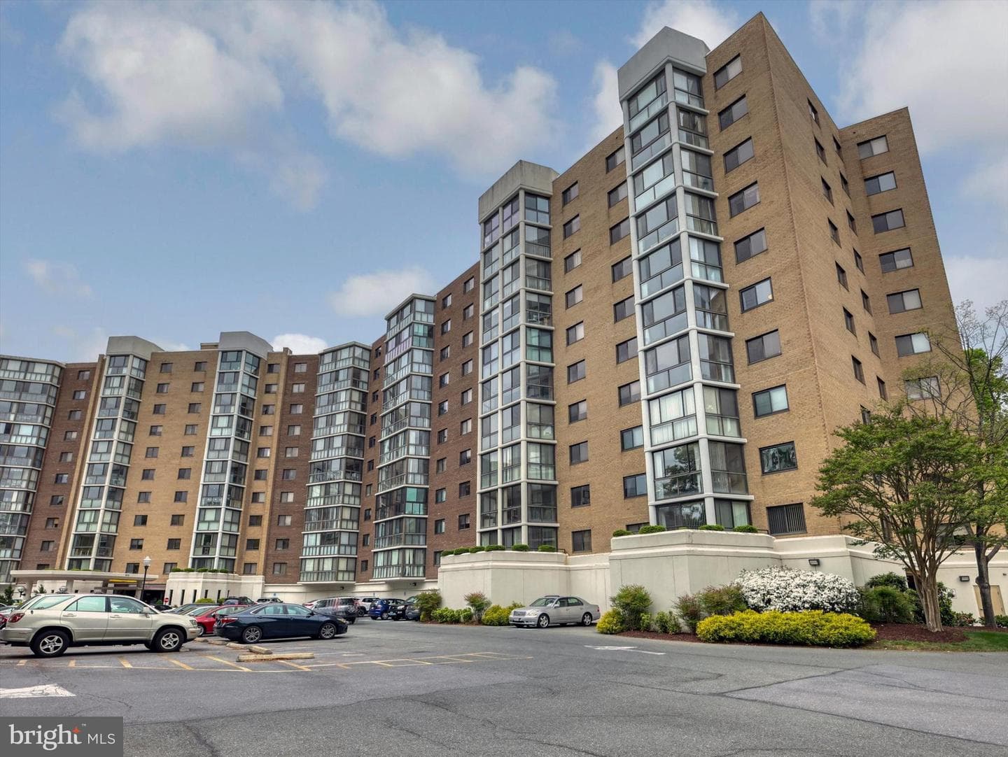 15115 Interlachen Drive #3-1012 photo 3