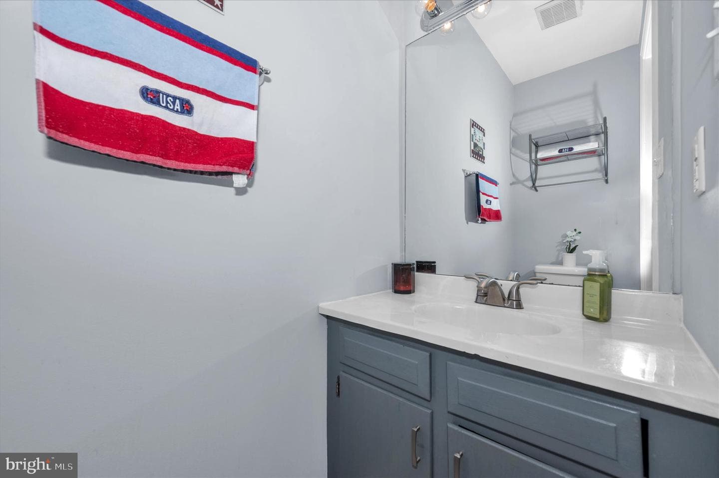 10120 Nightingale Street photo 20