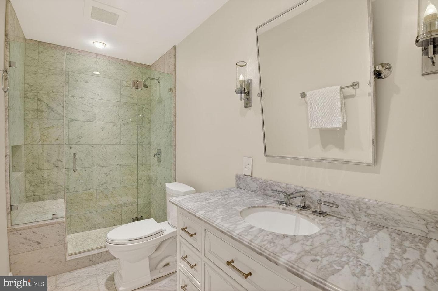 8601 Split Oak Circle photo 31