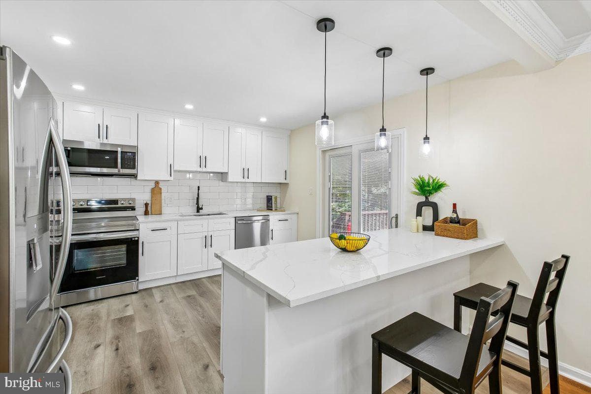 1705 Crestview photo 13