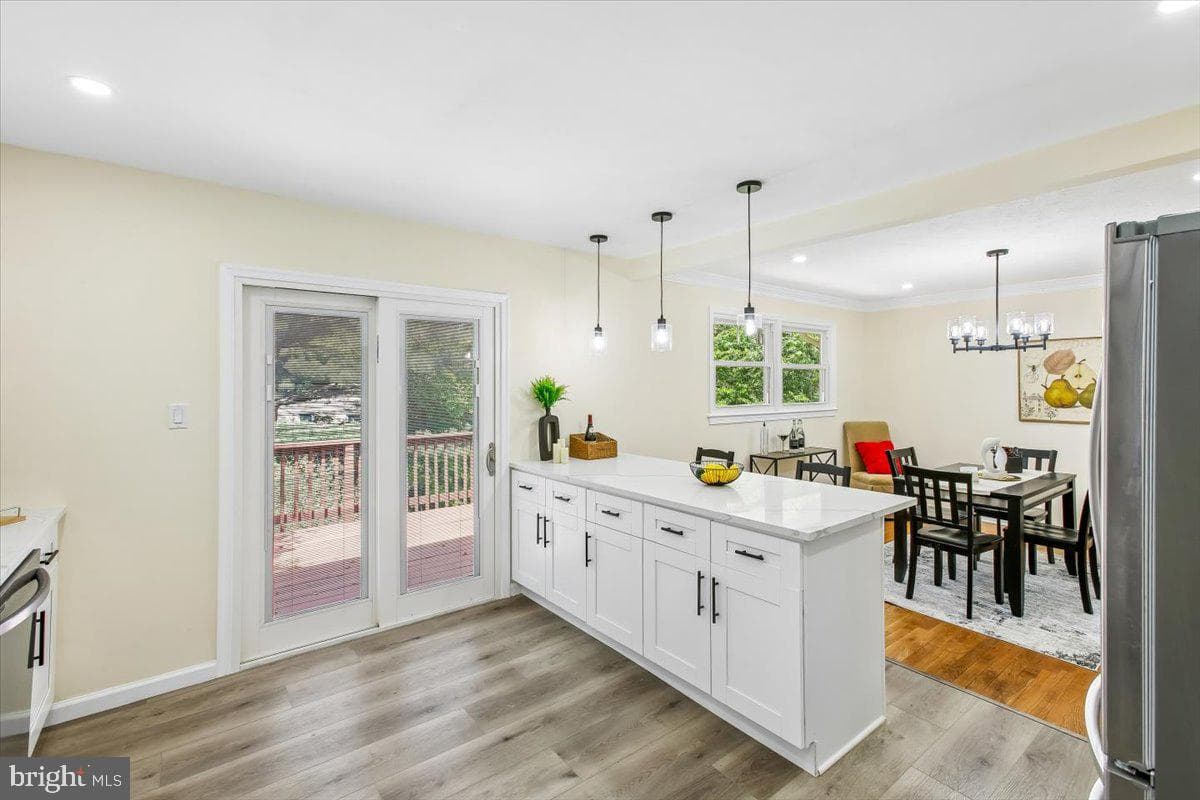 1705 Crestview photo 16