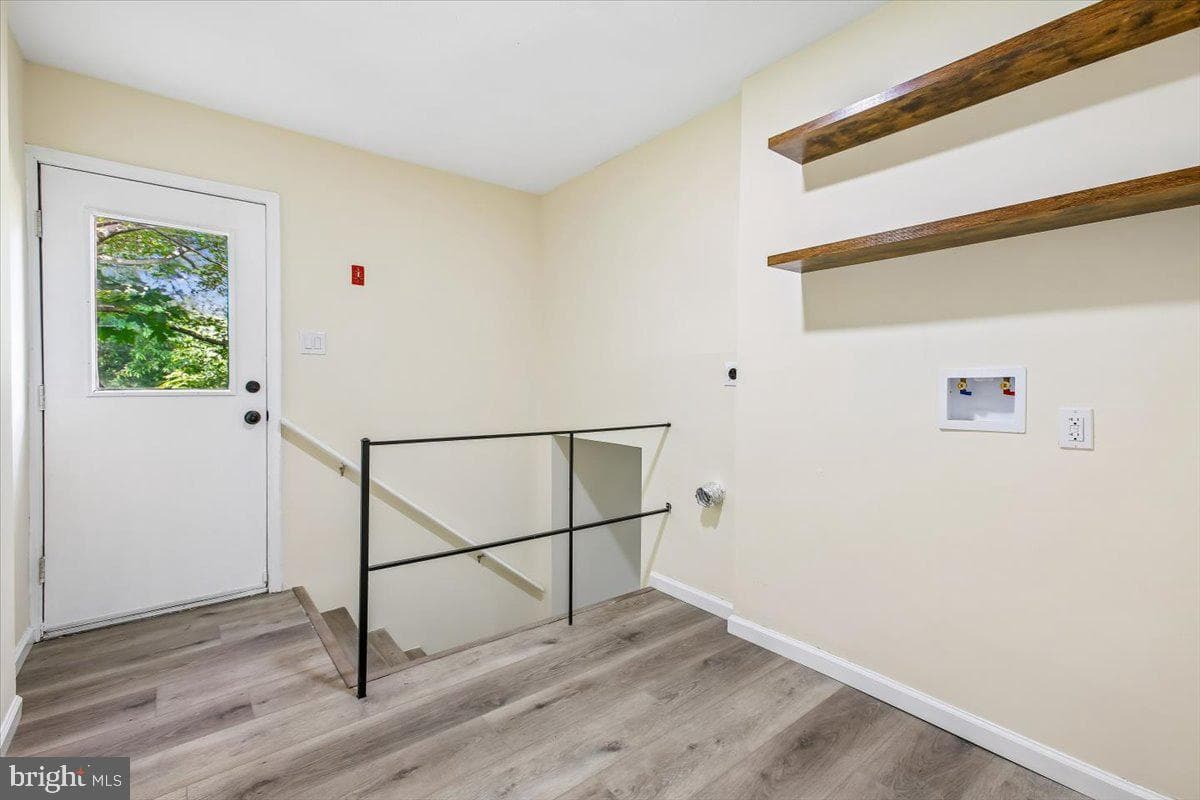 1705 Crestview photo 31