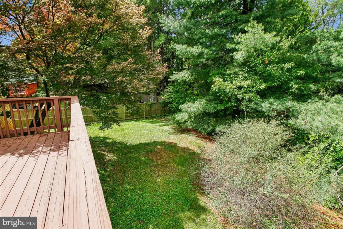 1705 Crestview photo 38