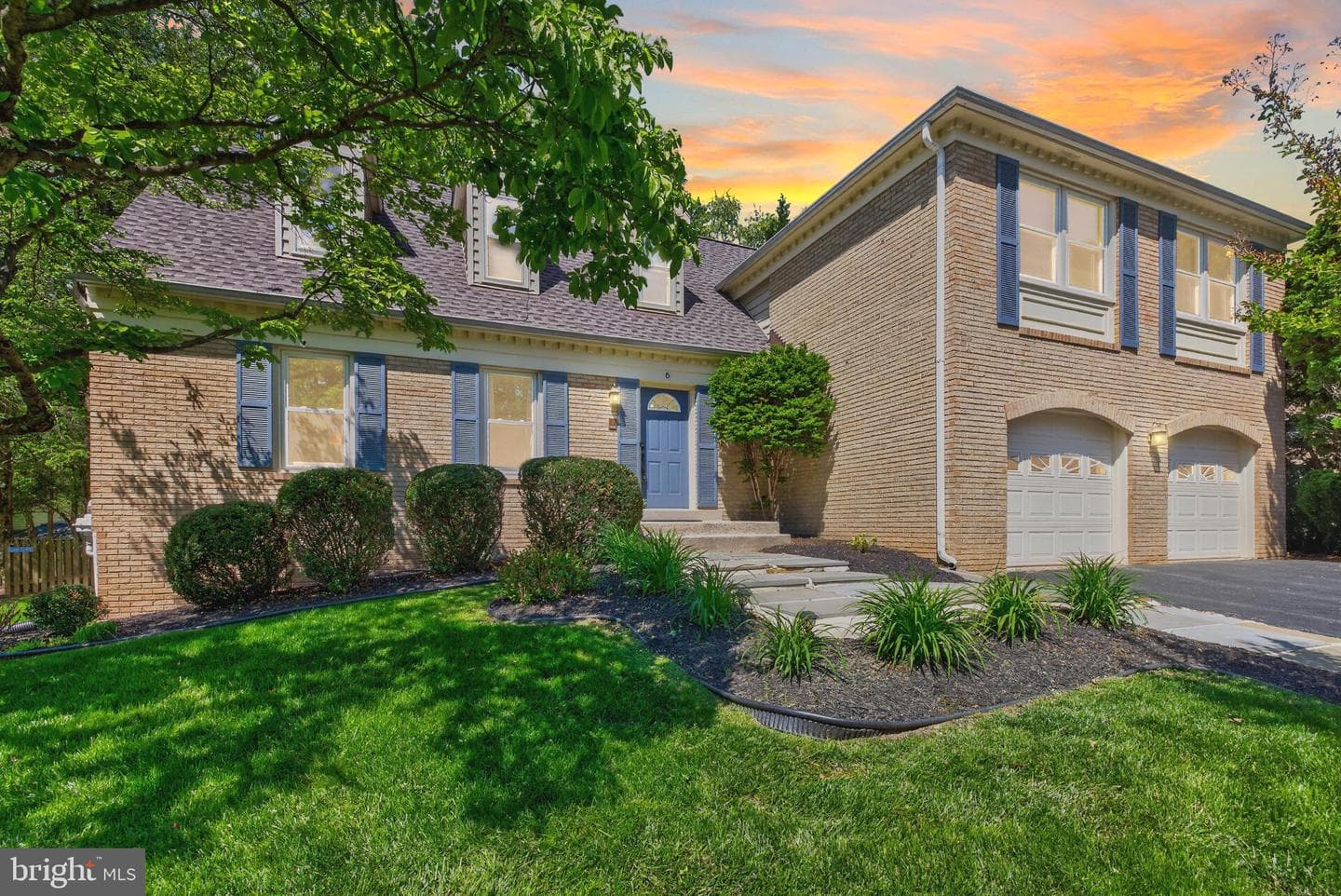 6 Galesville Court photo 1