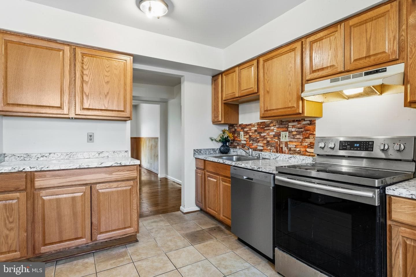 19740 Wootton Avenue photo 14