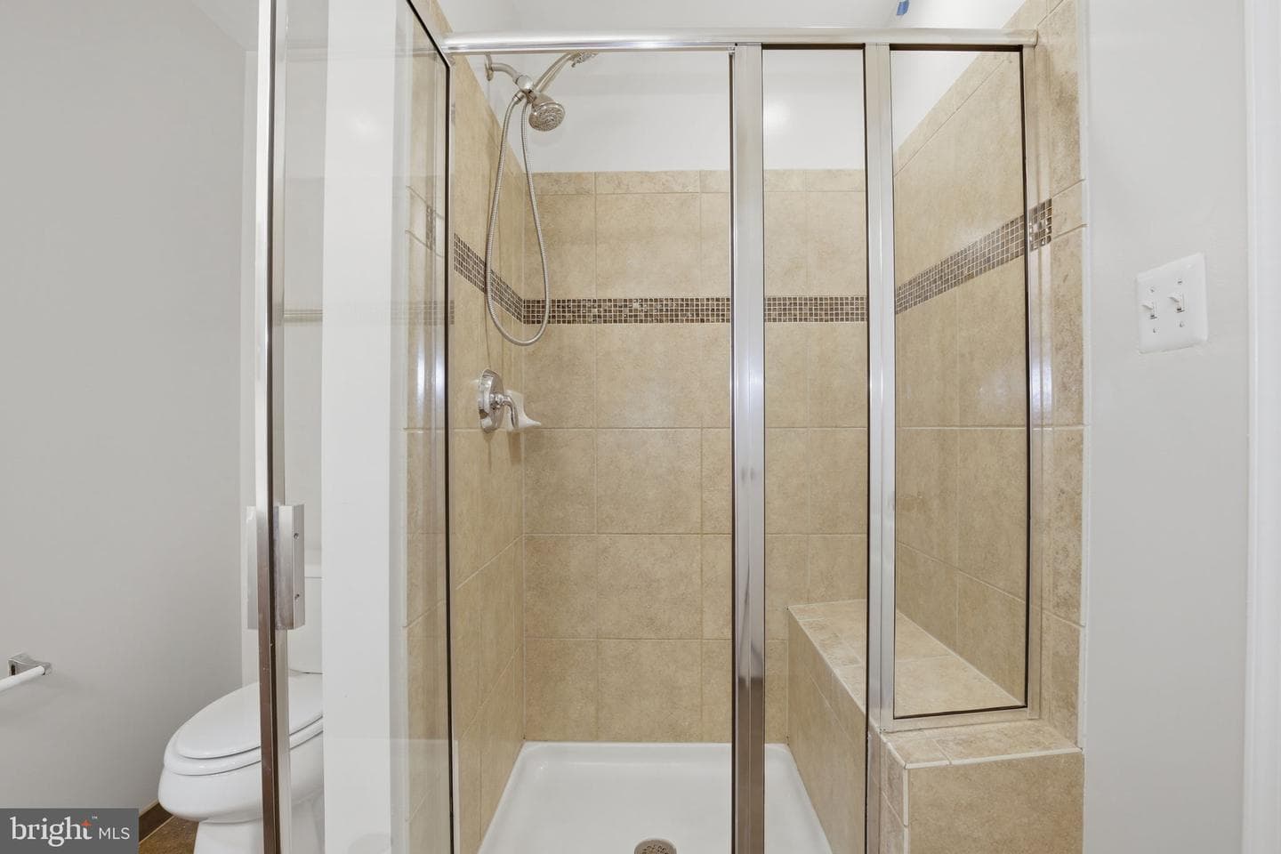 11910 Weybridge Lane photo 32