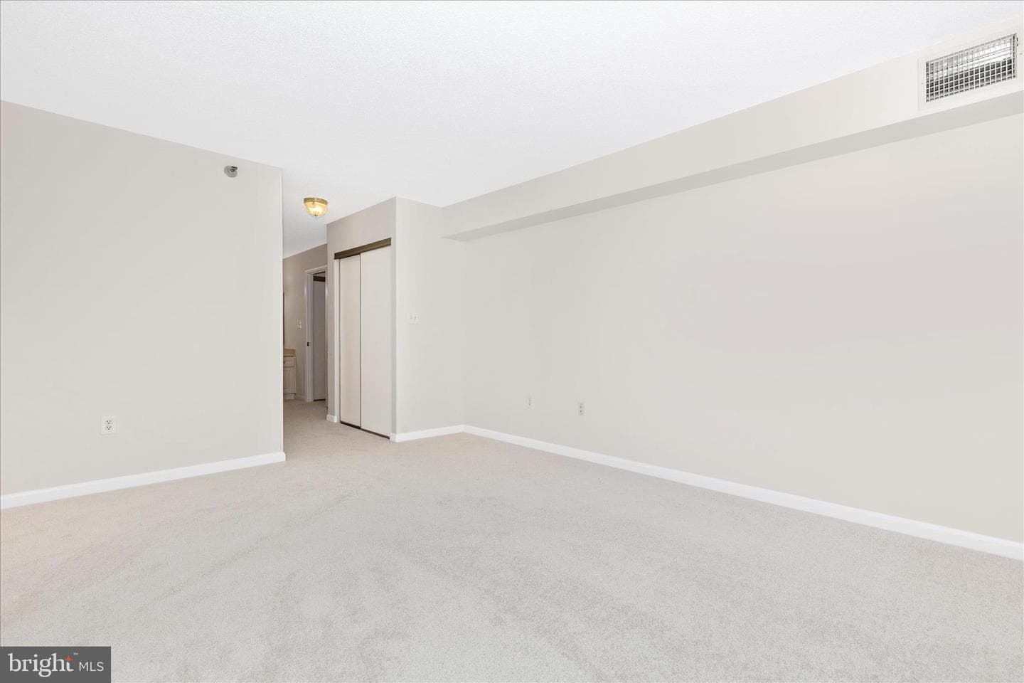 14809 Pennfield Circle #309 photo 18