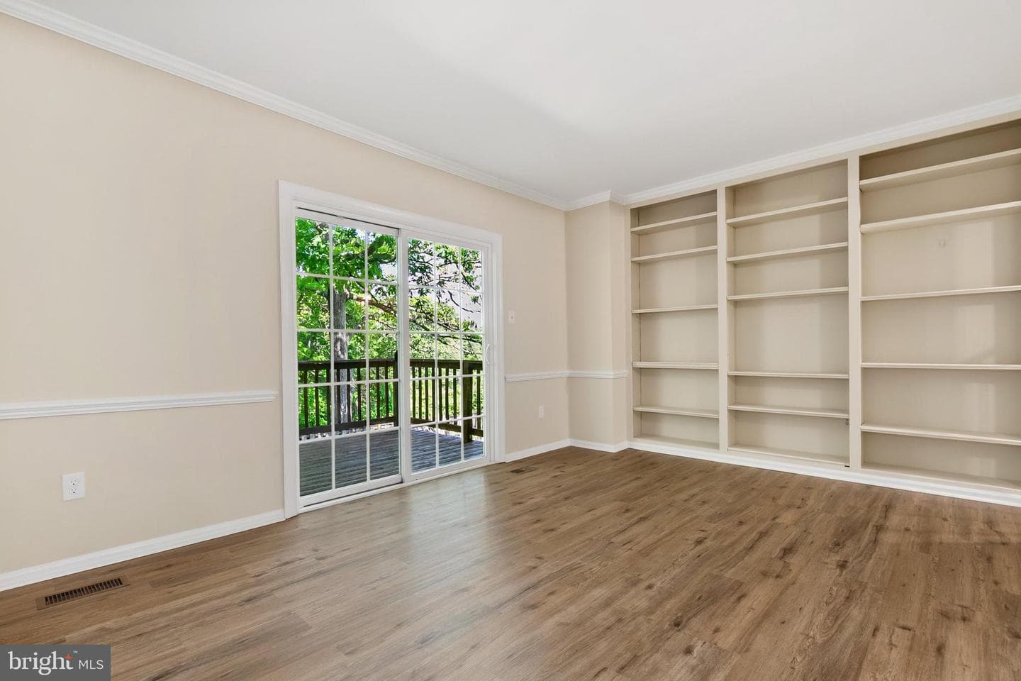3810 Angelton Court photo 12