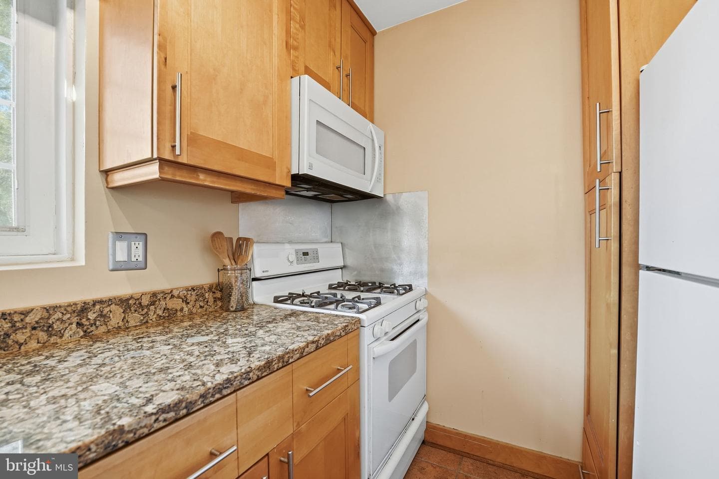 5364 Pooks Hill Road photo 10