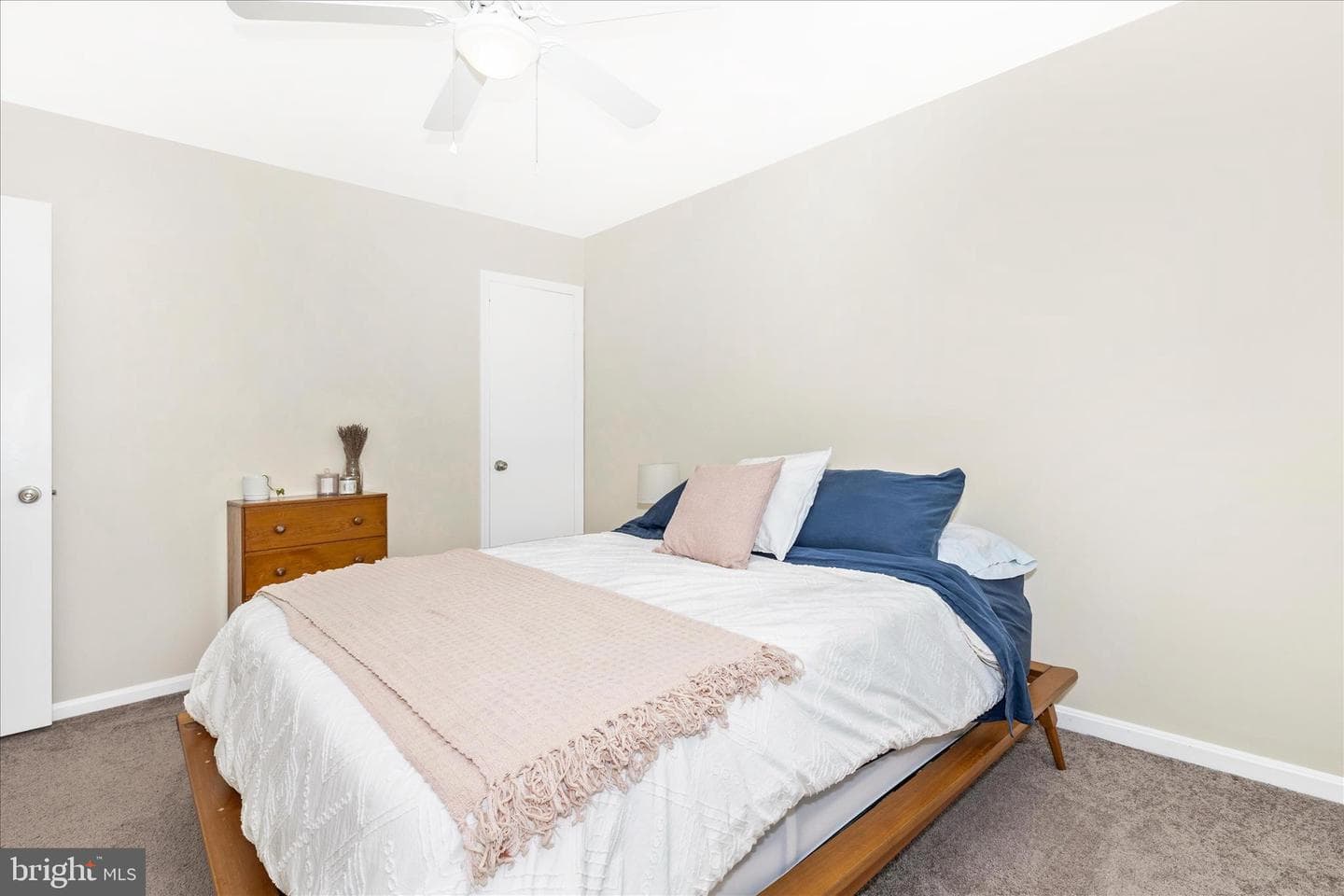 9409 Chatteroy Place photo 29