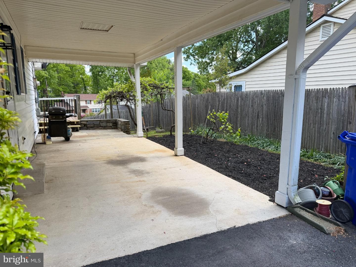 1009 Broadmore Cir photo 27