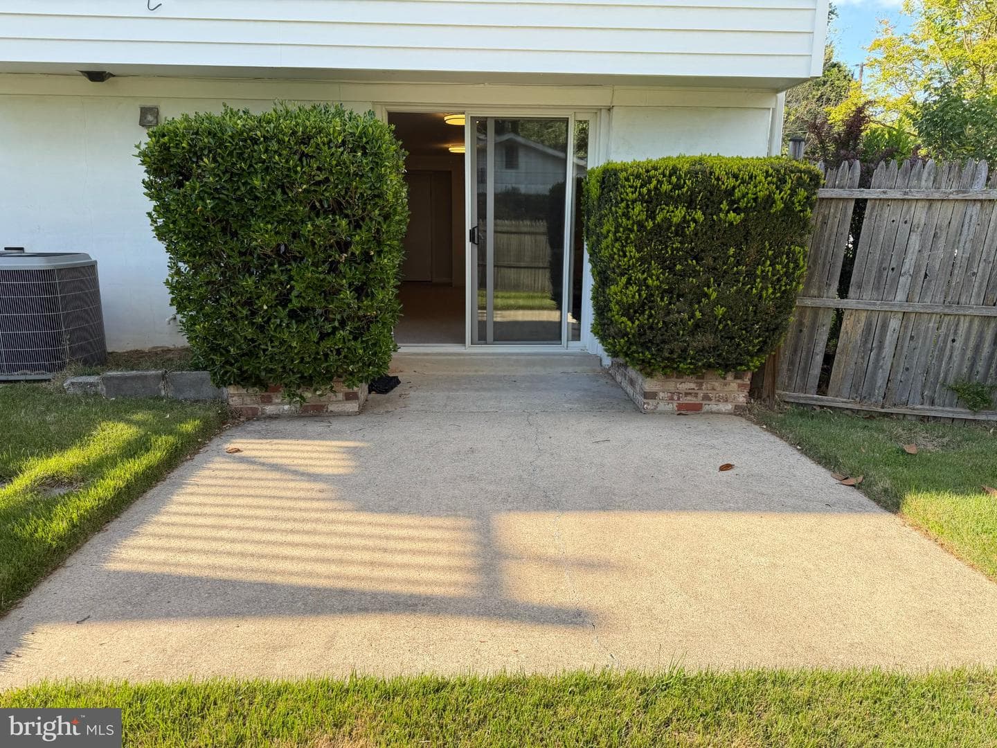 1009 Broadmore Cir photo 7