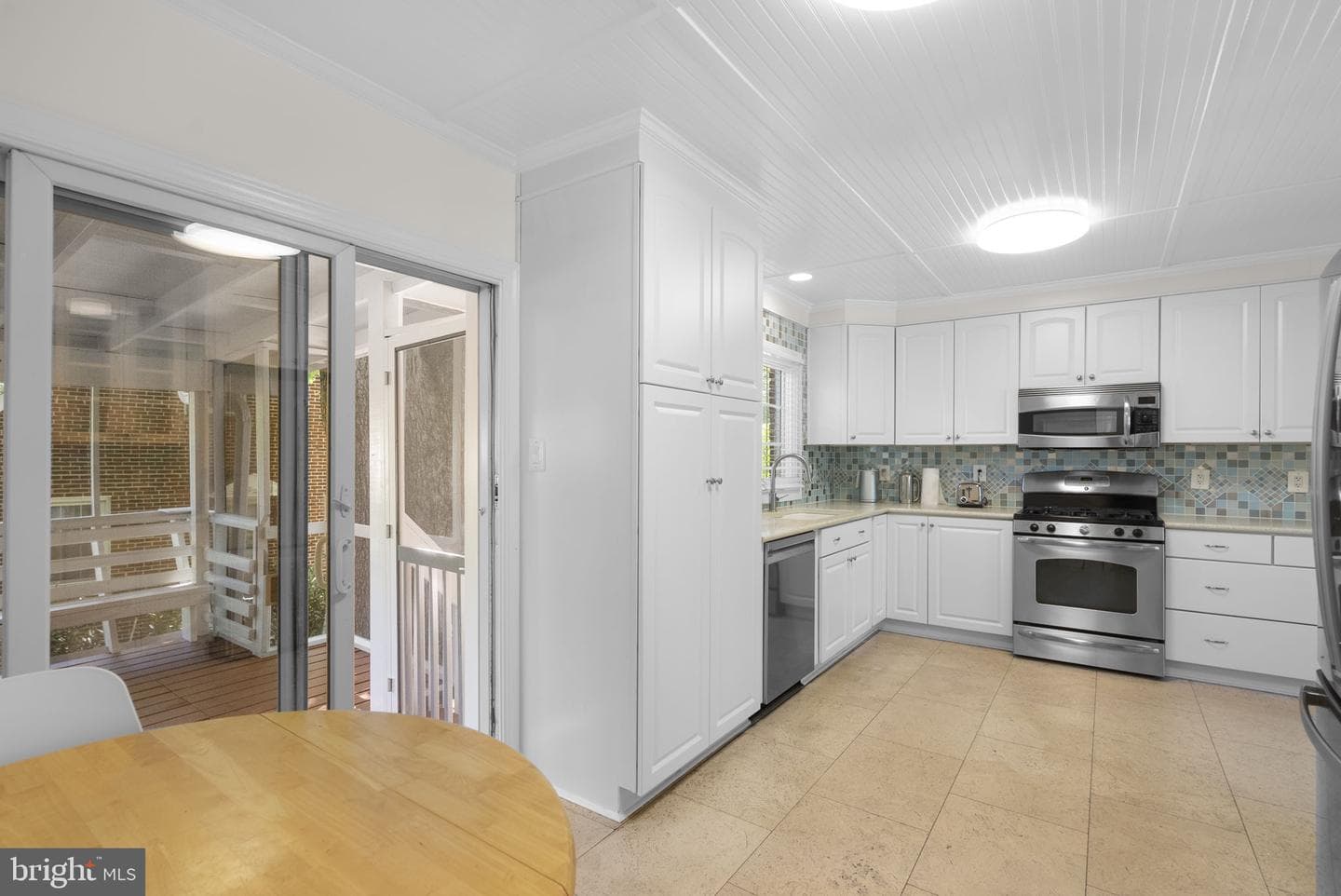 10301 Crestmoor Drive photo 14