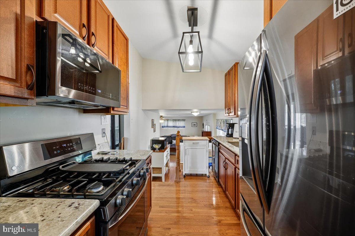 5001 Aspen Hill Rd photo 19