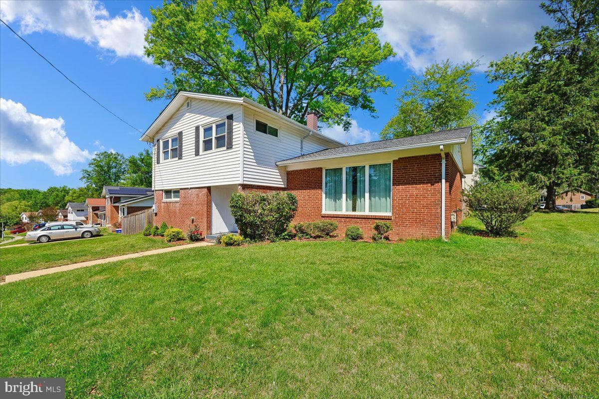 5001 Aspen Hill Rd photo 56
