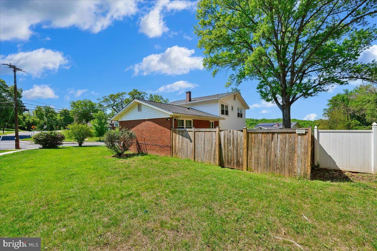 5001 Aspen Hill Rd photo 58