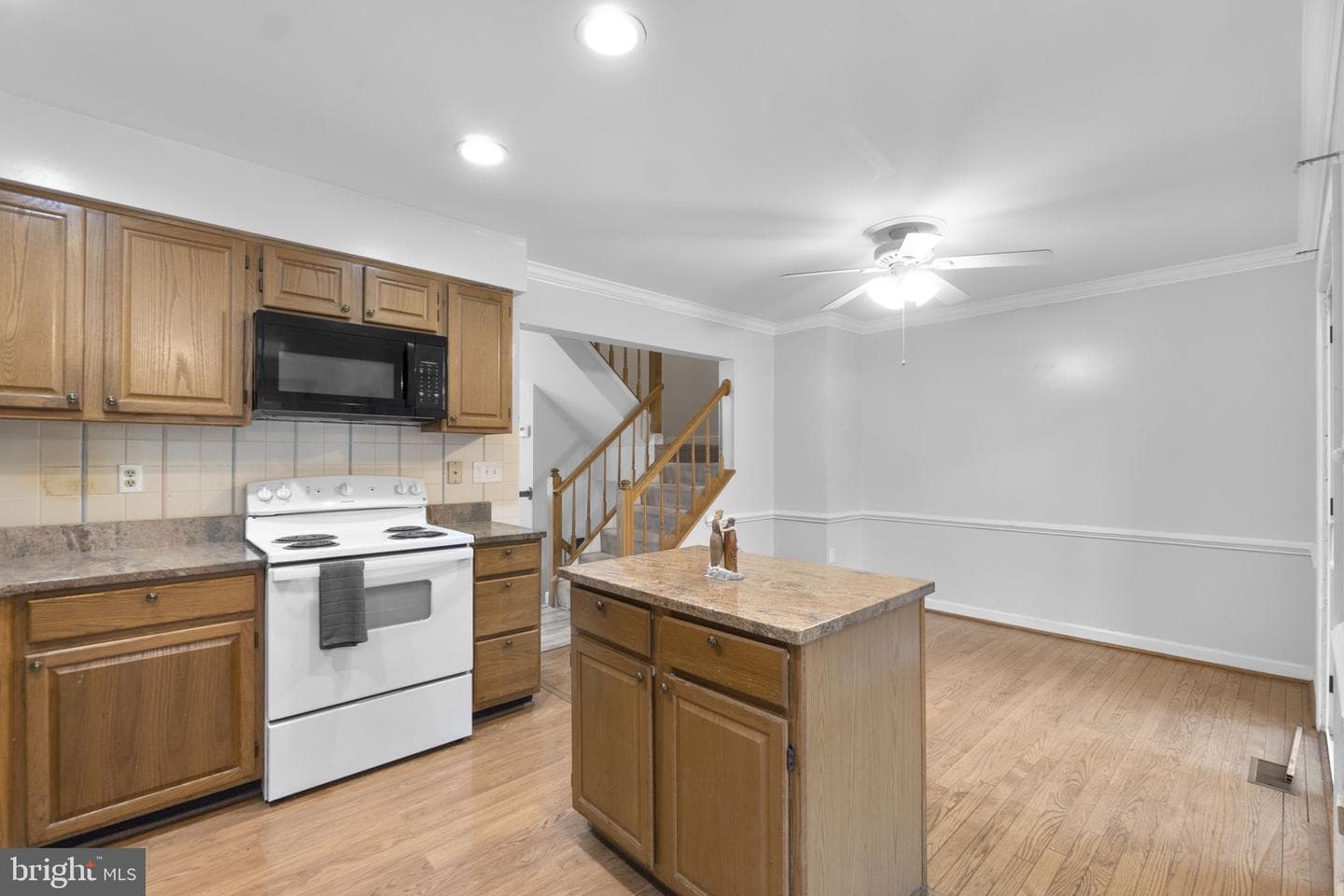 20323 Cedarhurst Way photo 10