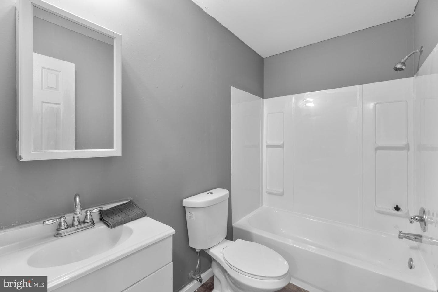20323 Cedarhurst Way photo 23