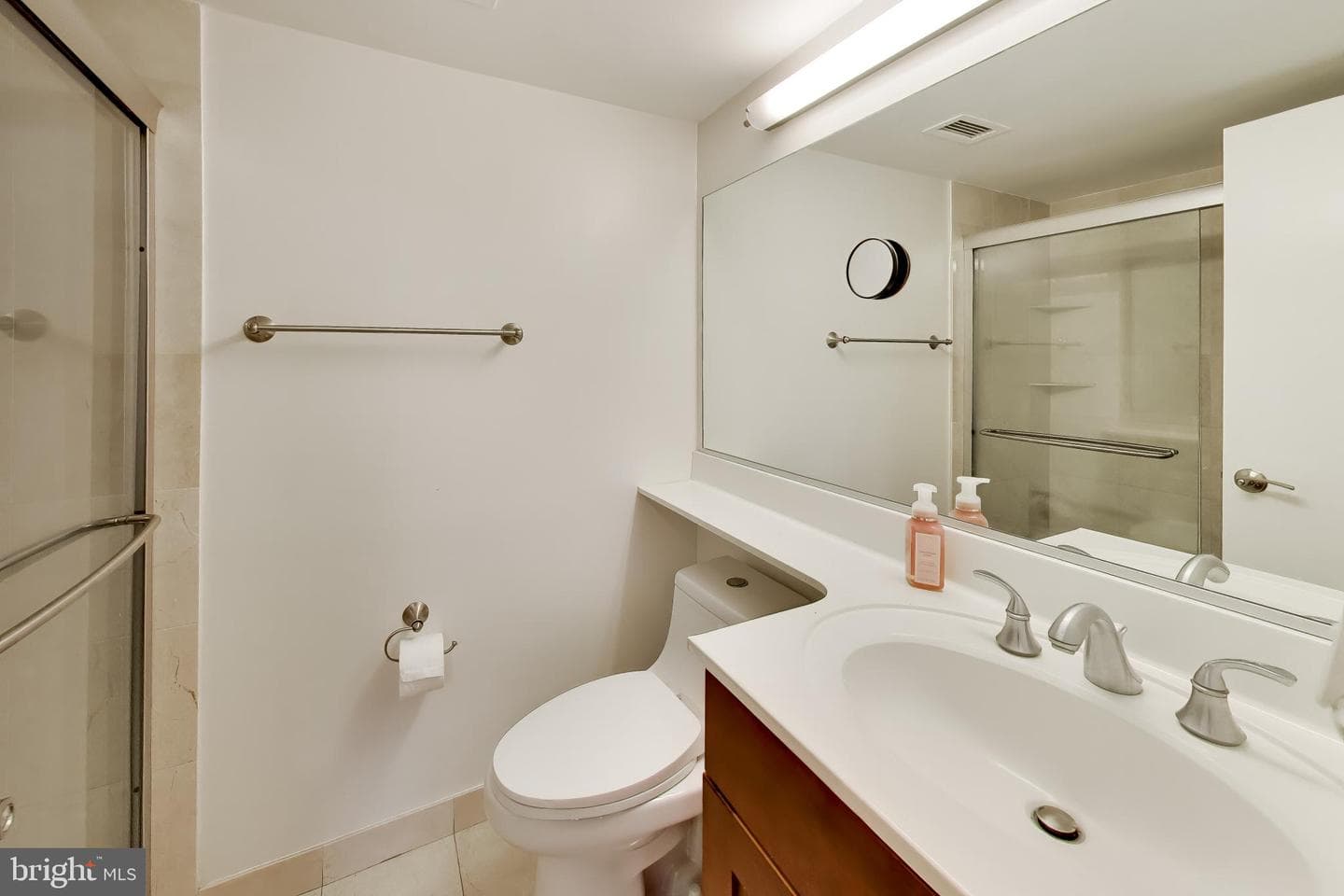 7333 New Hampshire Avenue #102 photo 18
