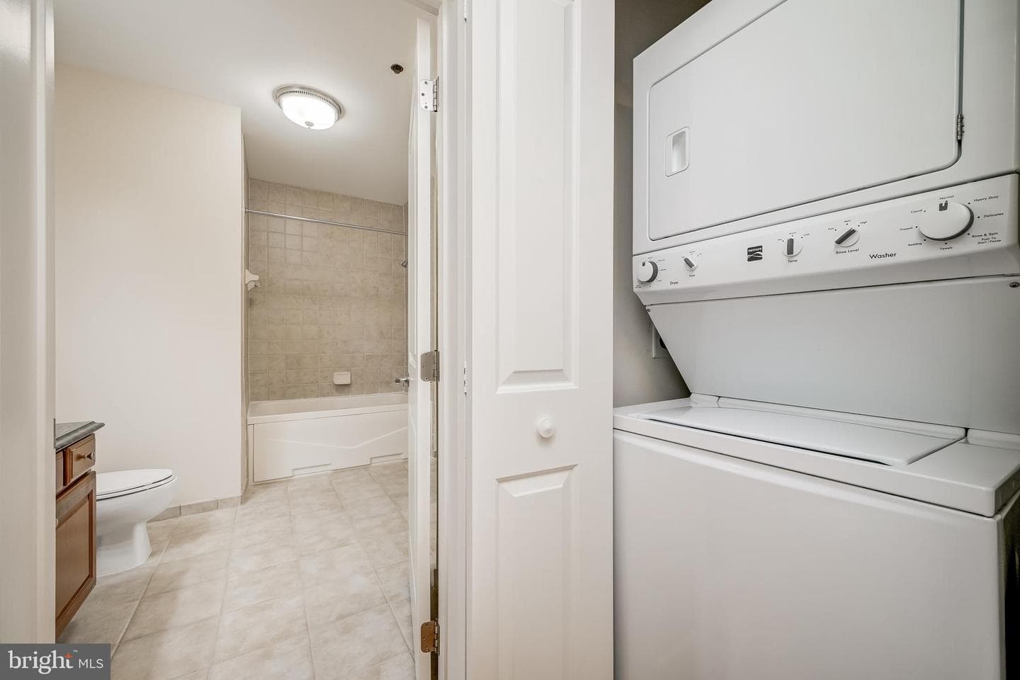 38 Maryland Avenue #602 photo 9