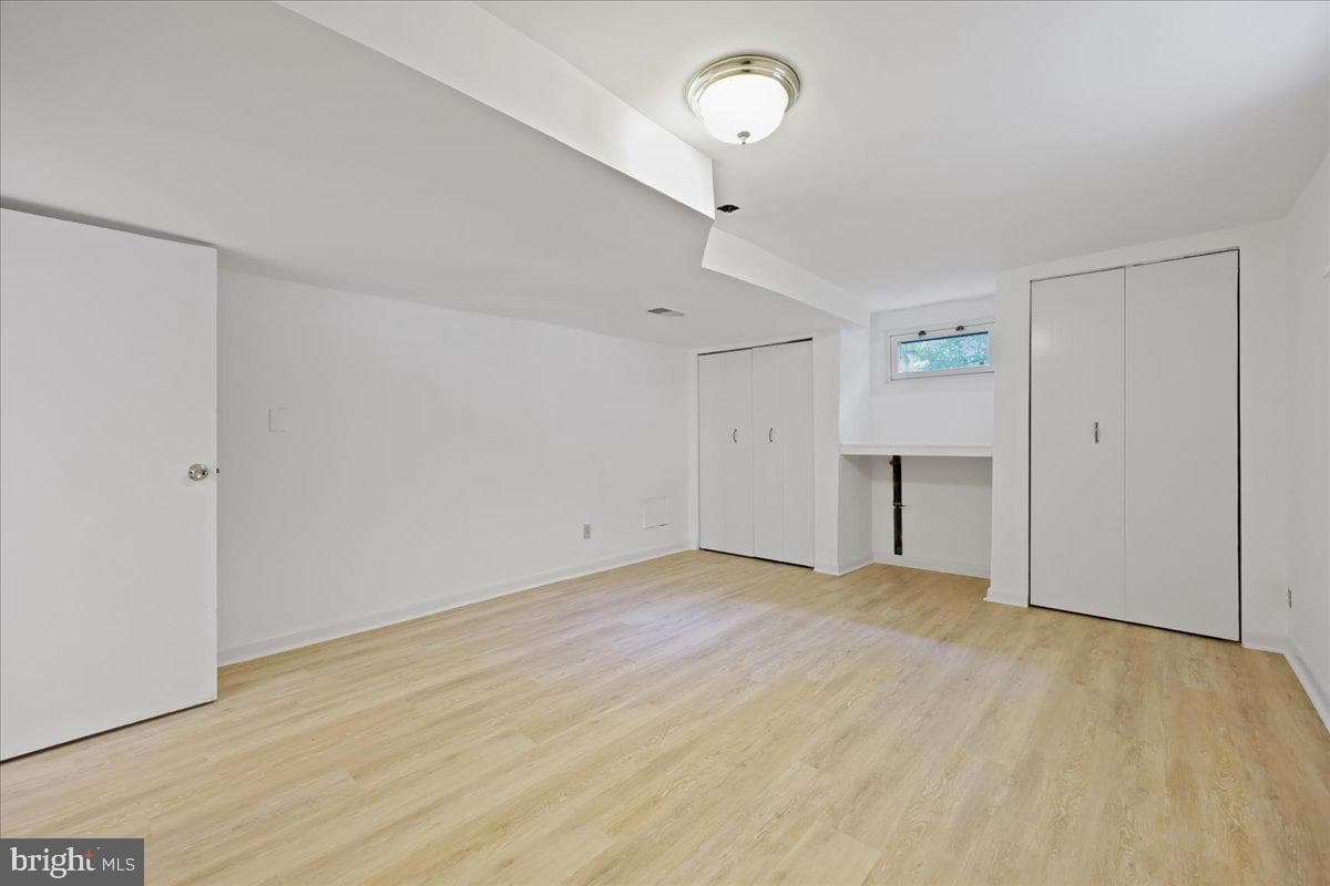 9 Pine Avenue photo 68