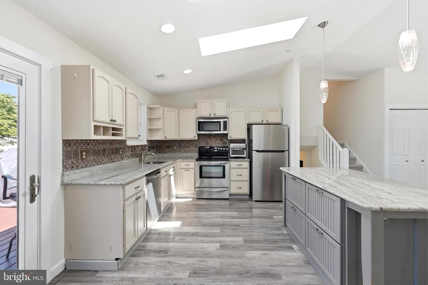 10405 Carlyn Ridge Road photo 13
