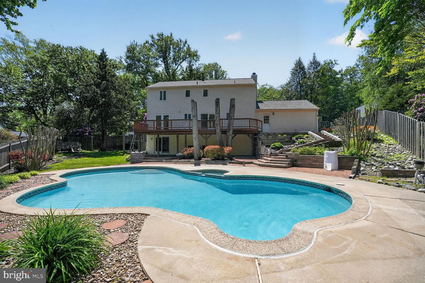 16929 Briardale Rd photo 3