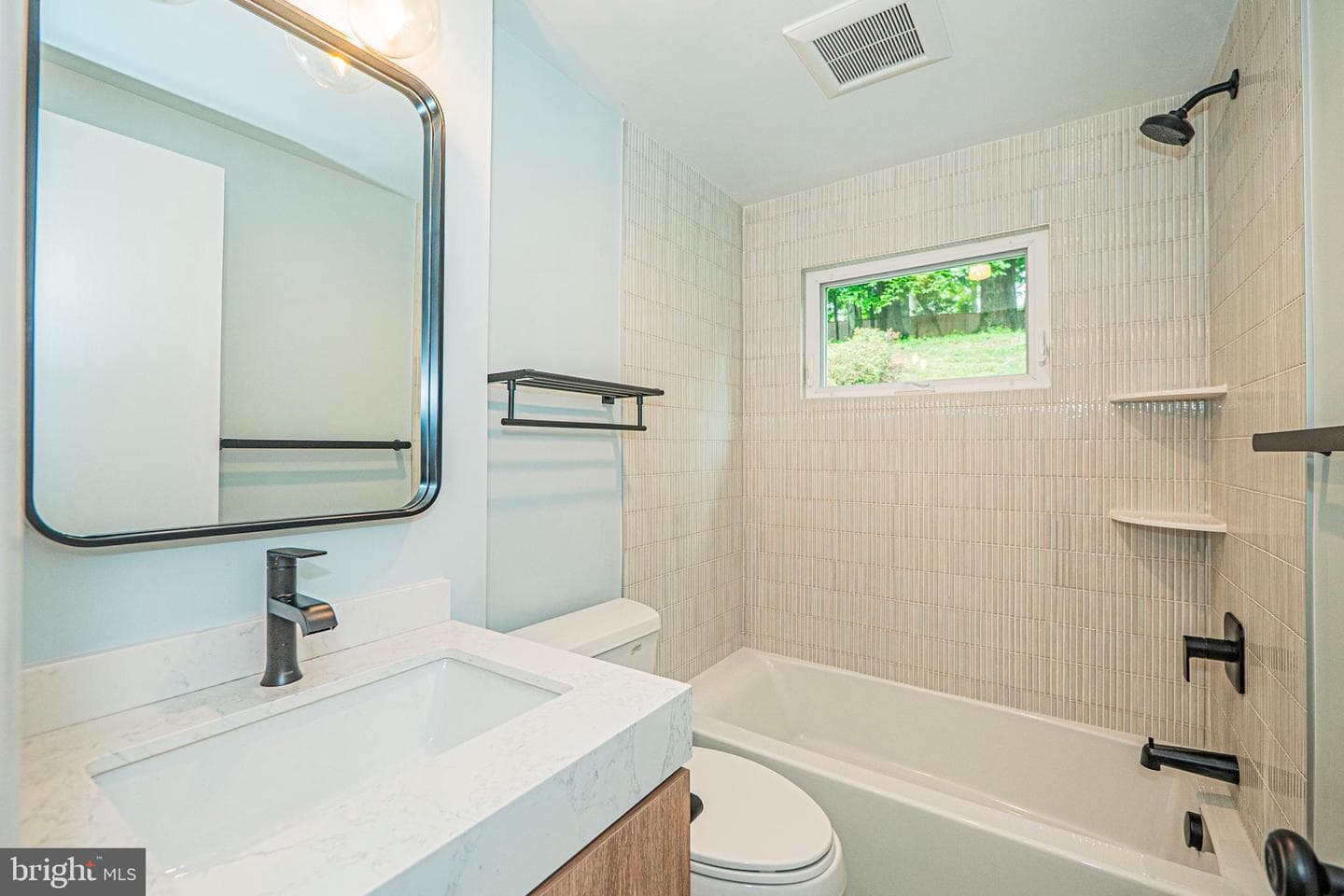 3901 Spruell Drive photo 29