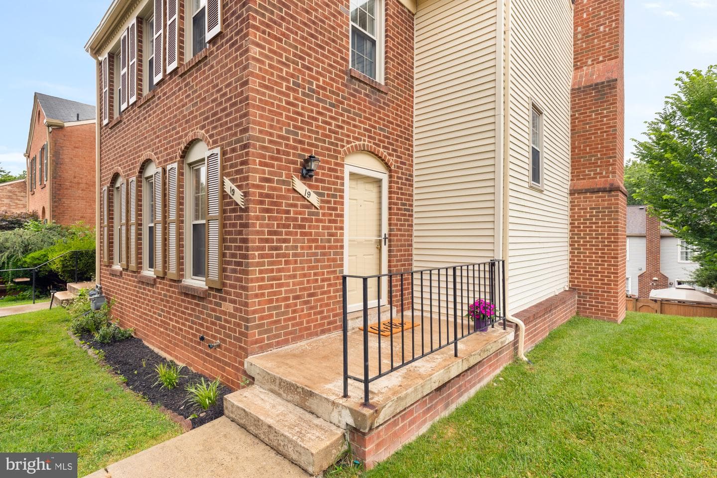 19 Shagbark Court photo 42