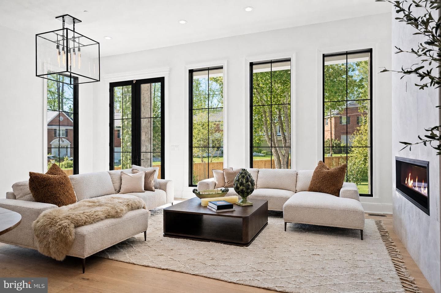 6116 Eastview Street photo 5