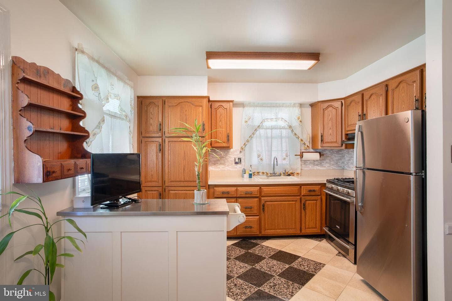 630 Edmonston Drive photo 14