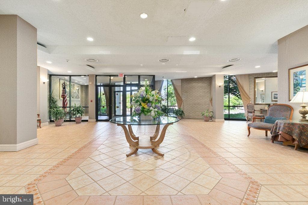 7420 Westlake Terrace #1505 photo 8
