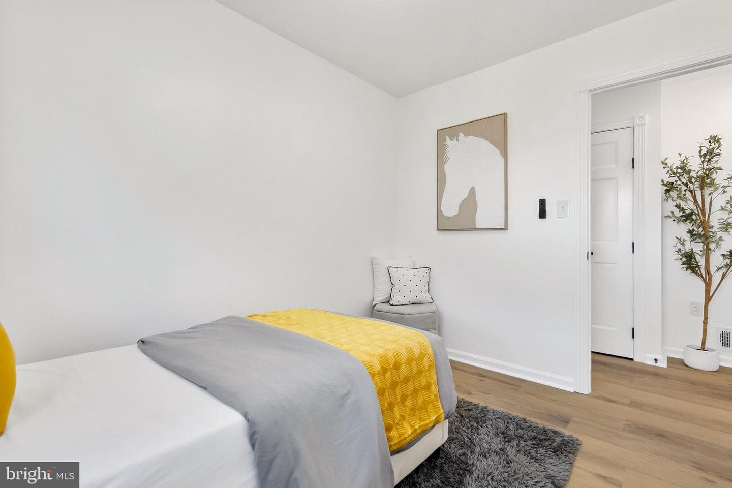 804 1st Street photo 16