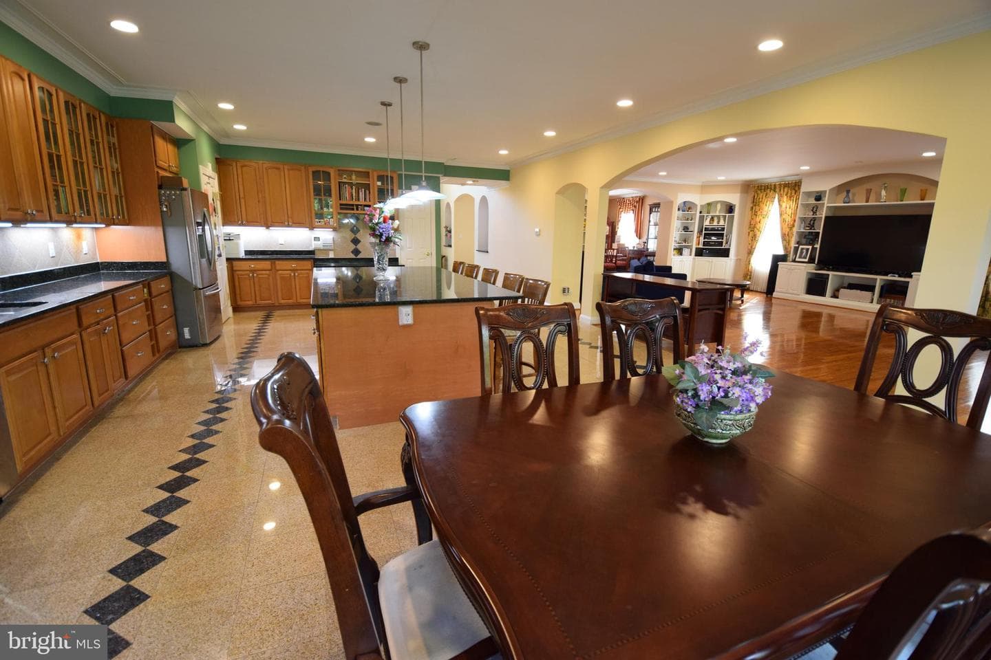 7601 Anamosa Way photo 32