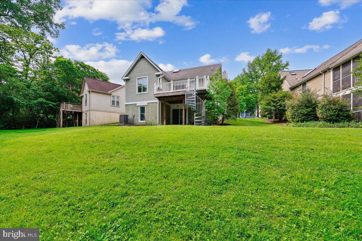 10029 Pratt Place photo 7