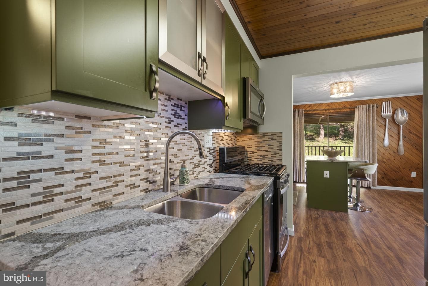 11905 Dewey Road photo 6