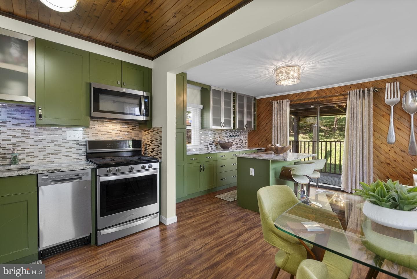 11905 Dewey Road photo 8