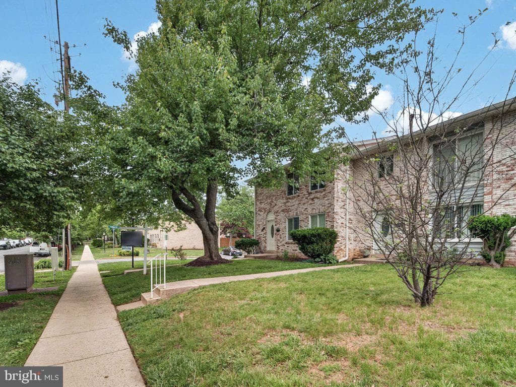 17633 Amity Drive #11-G photo 5