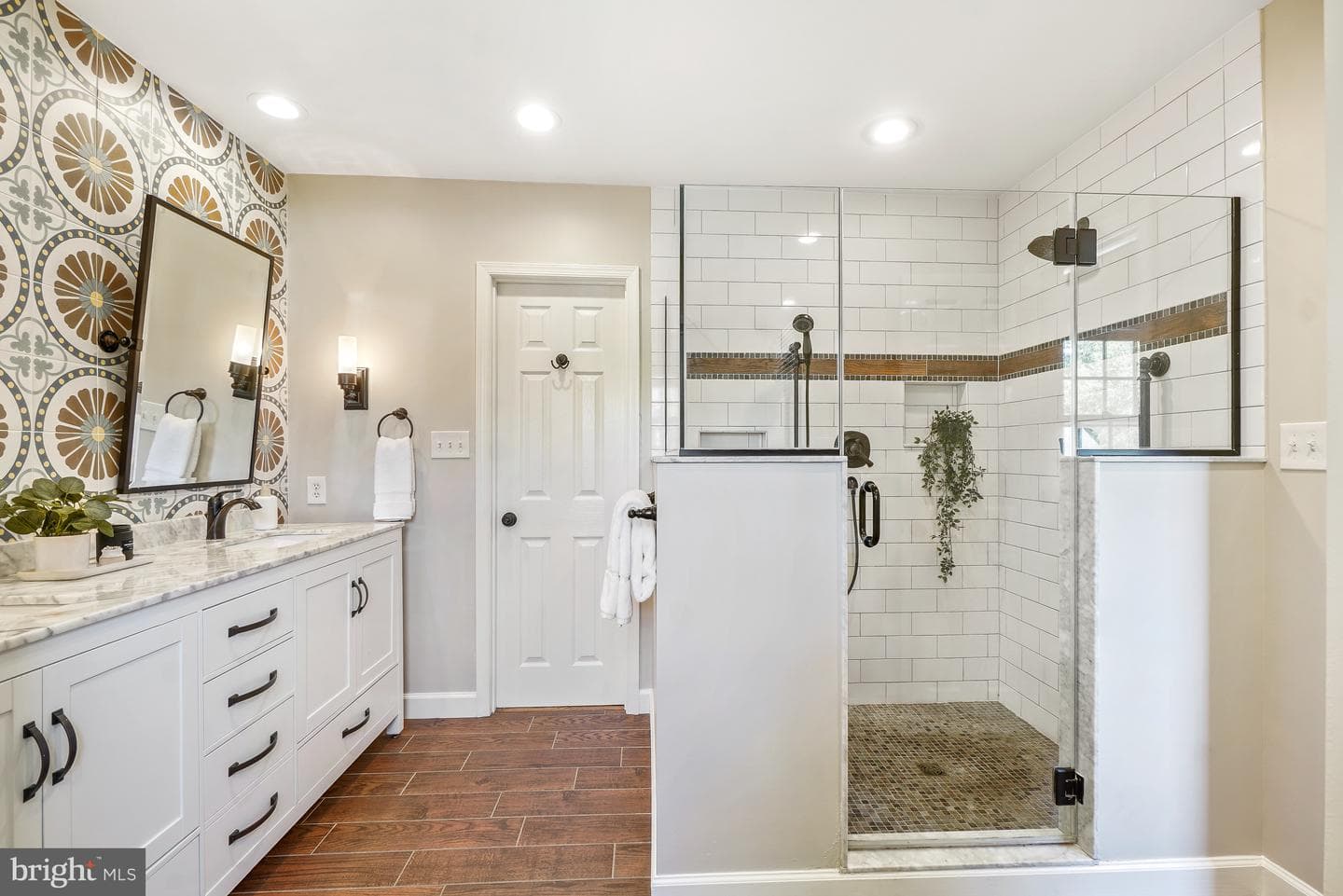 8613 Irvington Avenue photo 30