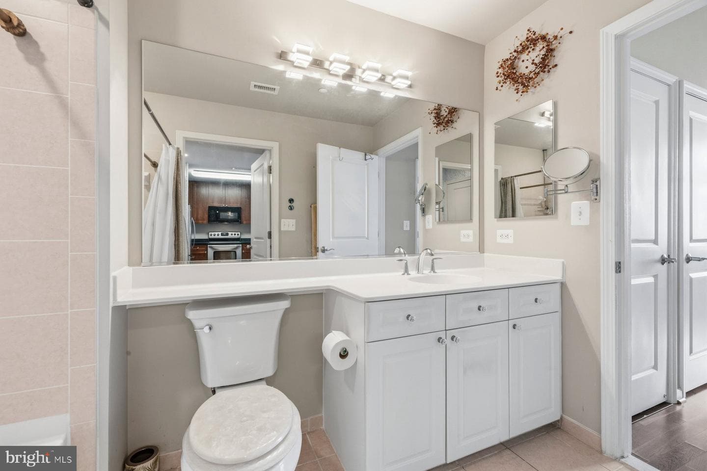 11700 Old Georgetown Rd # 1103 photo 9