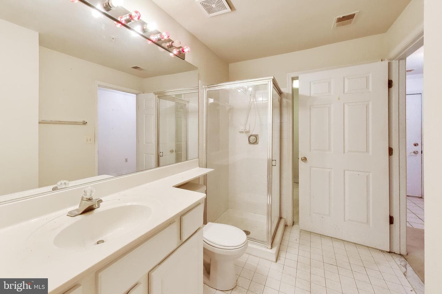 121 Timberbrook Lane #203 photo 19